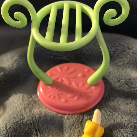 Littlest Pet Shop Monkey Lot, 3 1st Gen Magnet &One Newer, Plus Banana And Perch - Picture 6 of 9